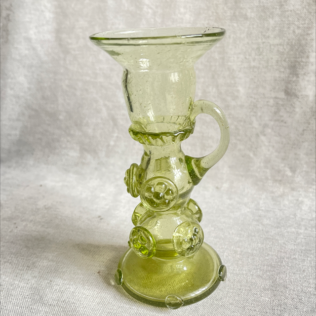 Grüne Vase Waldglas Böhmen Novi Bor Glashütte 