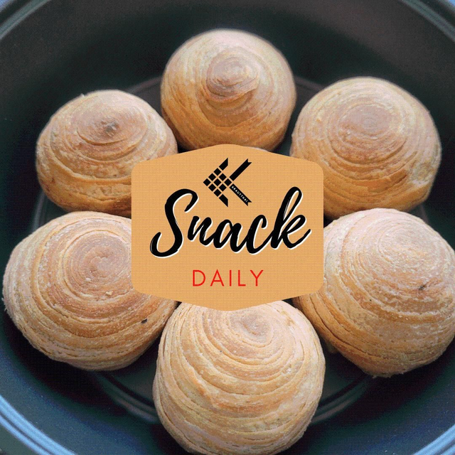 Chicken Curry Crispy Puff