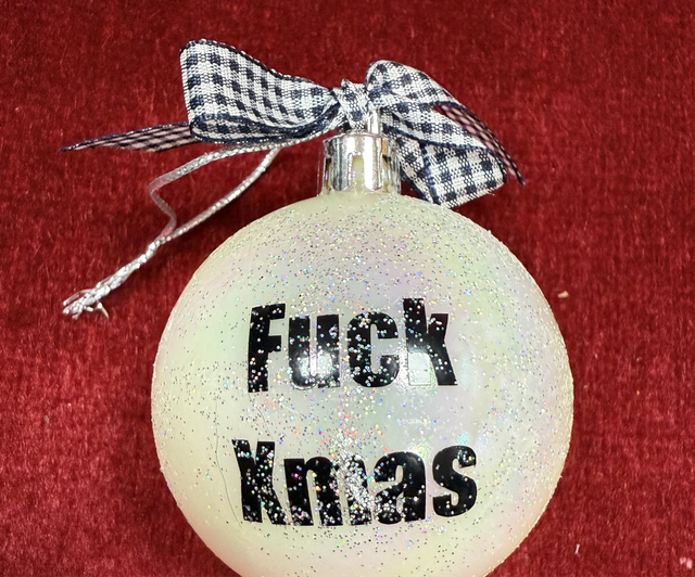 Xmas bauble (small 2.5 inches) 