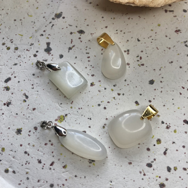 Pendentif Pierre de Lune AA