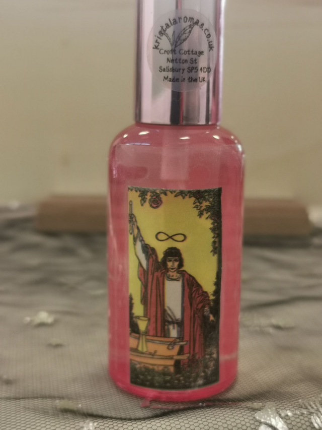 Aura Spray TAROT  (THE MAGICIAN)  50ml. WITH FREE CRYSTAL