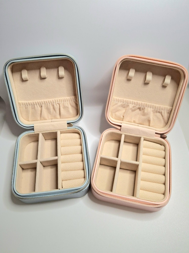 Luxury square faux leather travel jewellery box
