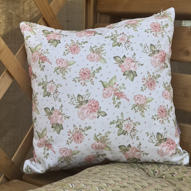 Spring Feeling Cushion