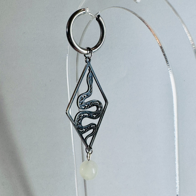 Mono-boucle INDÉPENDANCE jade verte