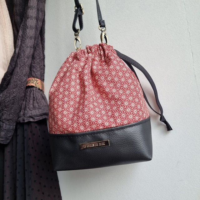 Baluchon "Asanoha" rouge & simili cuir noir