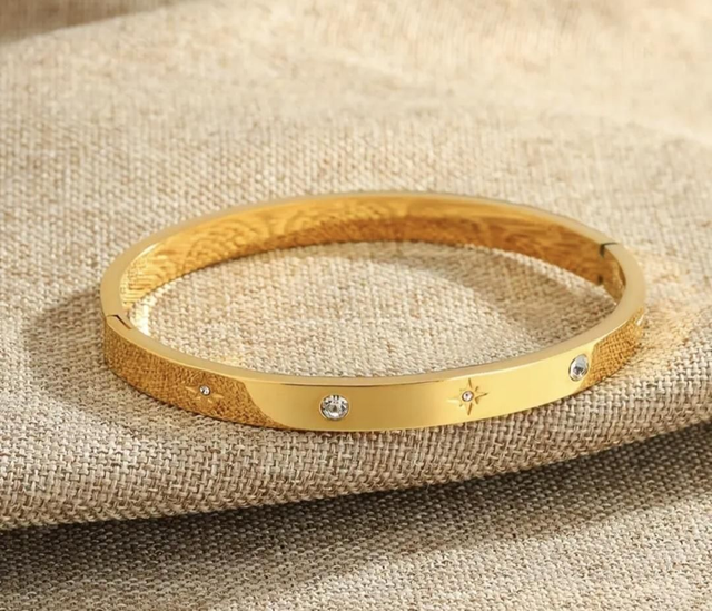 Beautiful Anti-tarnishing Platinum & 18K Yellow Gold Plated