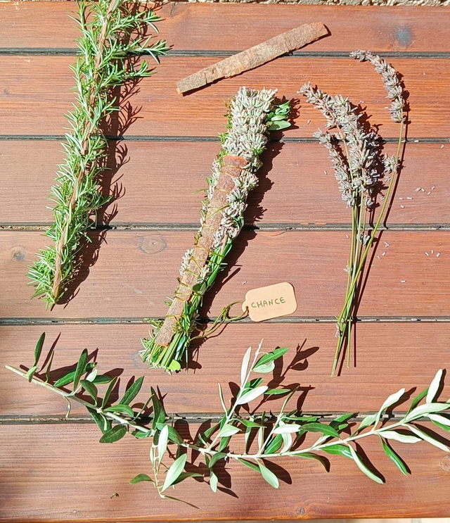 Bâton de fumigation CHANCE (Purification naturelle aux plantes de Provence)