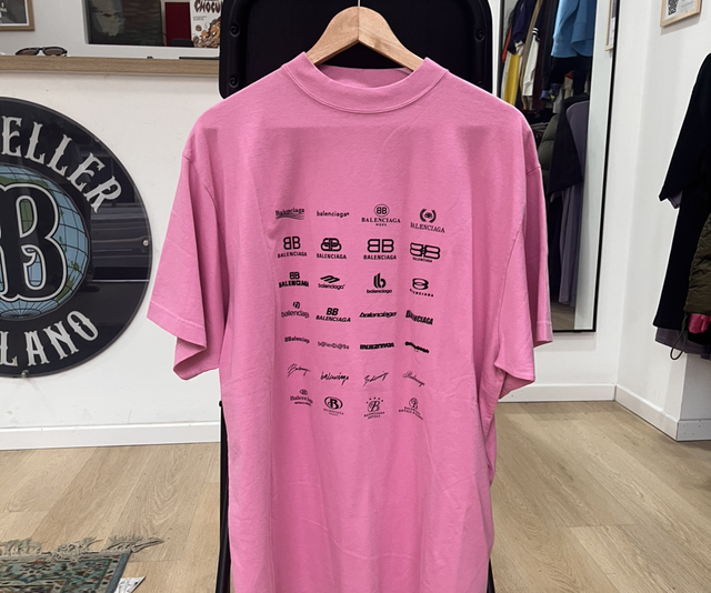 Balenciaga t-shirt size L NEW