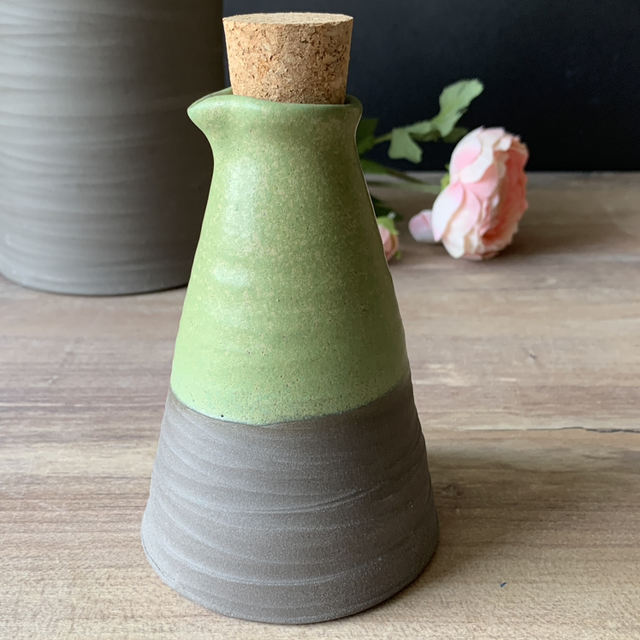 Ceramic olive oil bottle dispenser, vinegar dispenser with cork lid