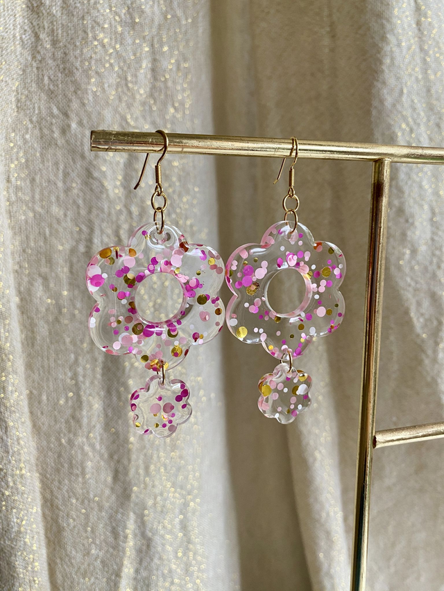 BO fleurs doubles grandes - confettis fuchsia, or