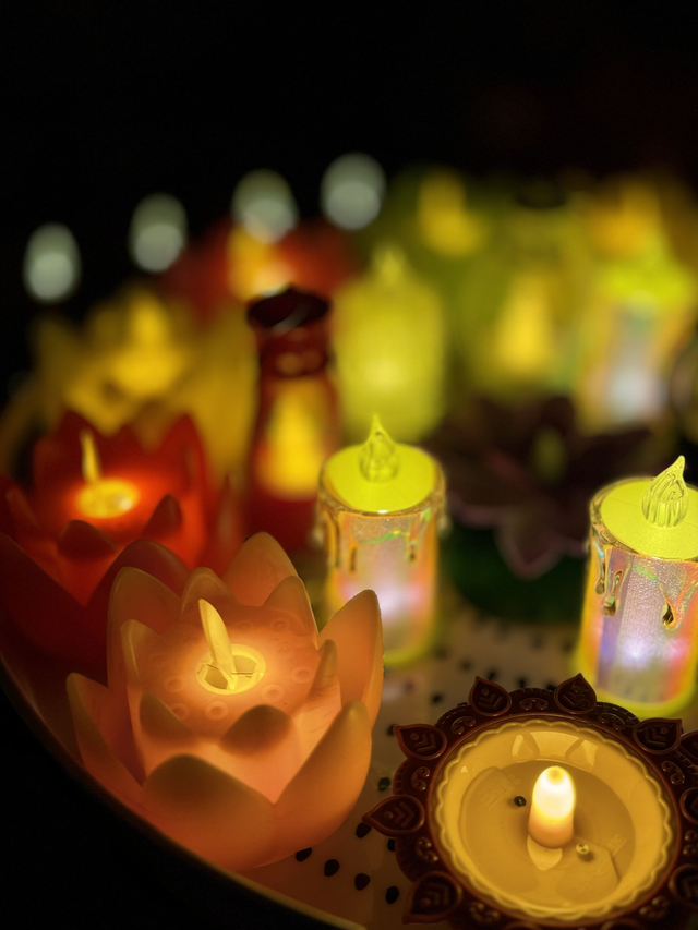 LED Lotus-Shaped Electric Candles – Perfect for Return Gifts