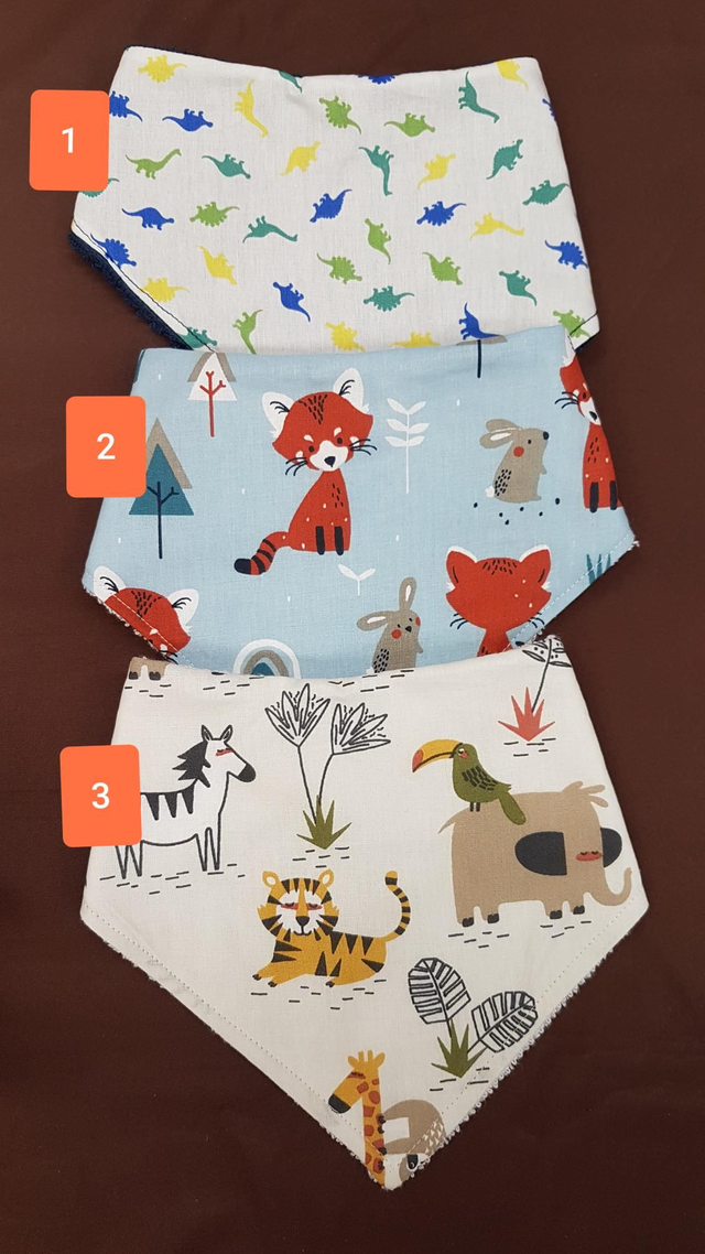 Bavoir bandana garçon - modèles au choix