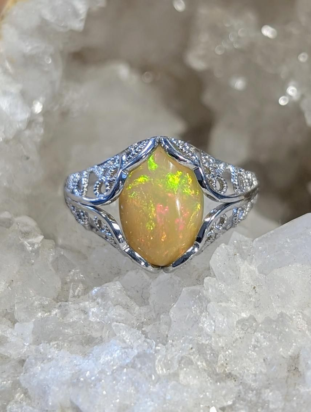 Bague Opale Éthiopienne 
