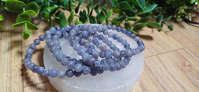 Iolite 6mm Bracelet 