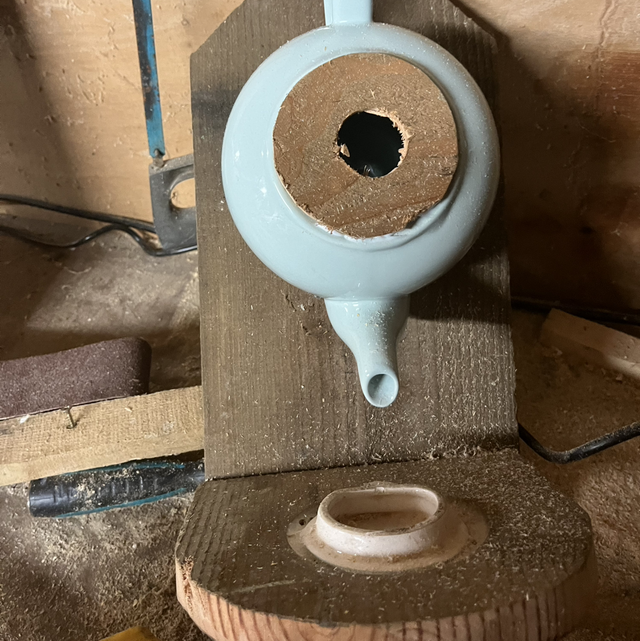 Birdhouse made out of tea 