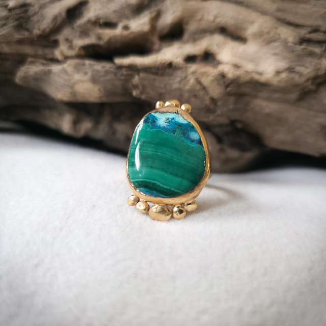 Anel Hathor com Malaquite e Crisocola 