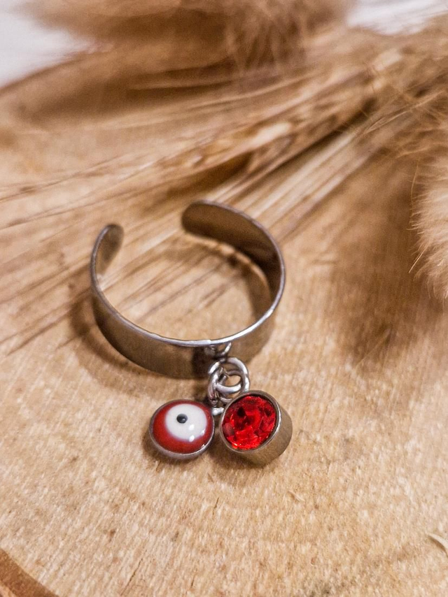 Bague breloques "Oeil" - Modèle argenté et rouge