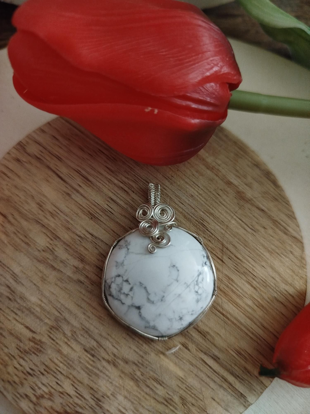  Pendentif en Howlite