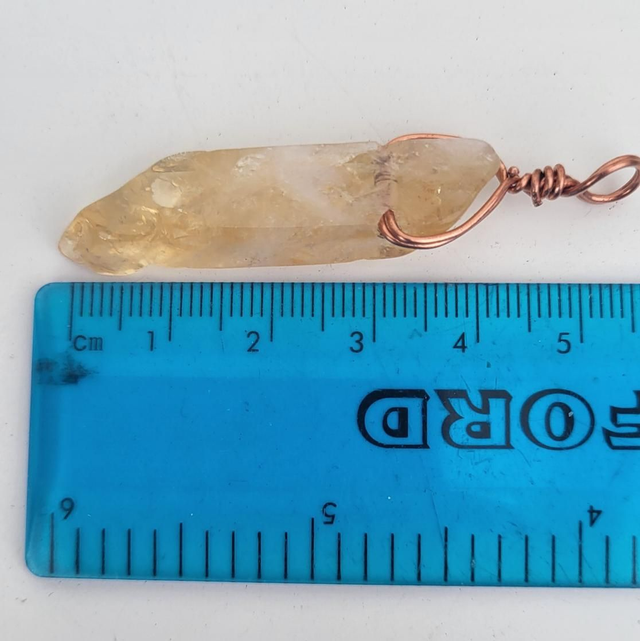 Citrine pendant - medium