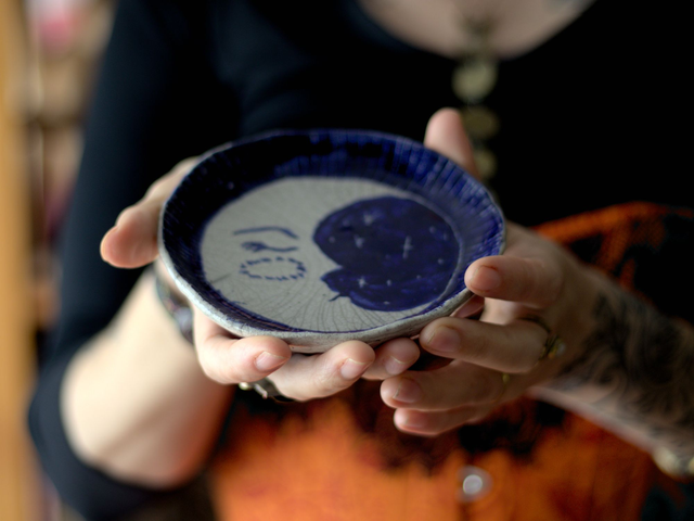 Coupelle Lune en raku blanc et bleu