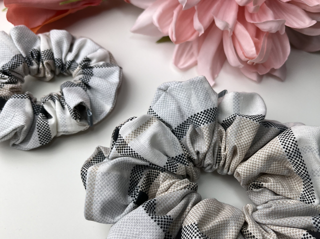 Scrunchie Haargummi beige kariert
