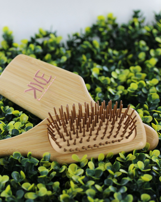 Kiimassi Magic Detangler brush
