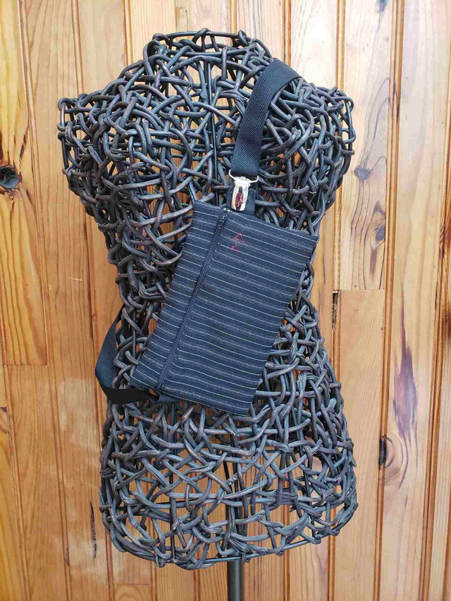 Sac "banane" invisible