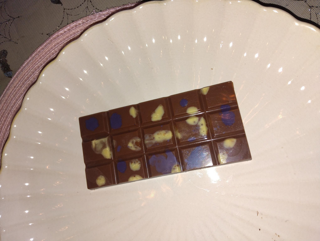 Vegan Medium Arty bar purple and gold 