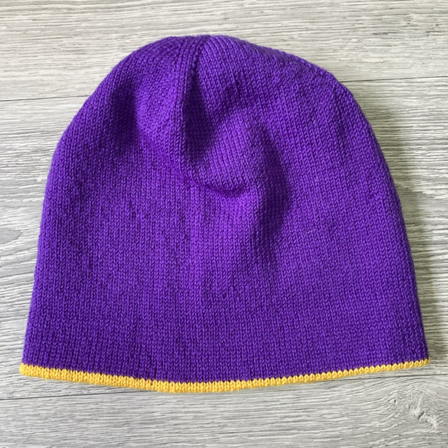 'The Dragon' - Reversible hand-knit merino wool hat