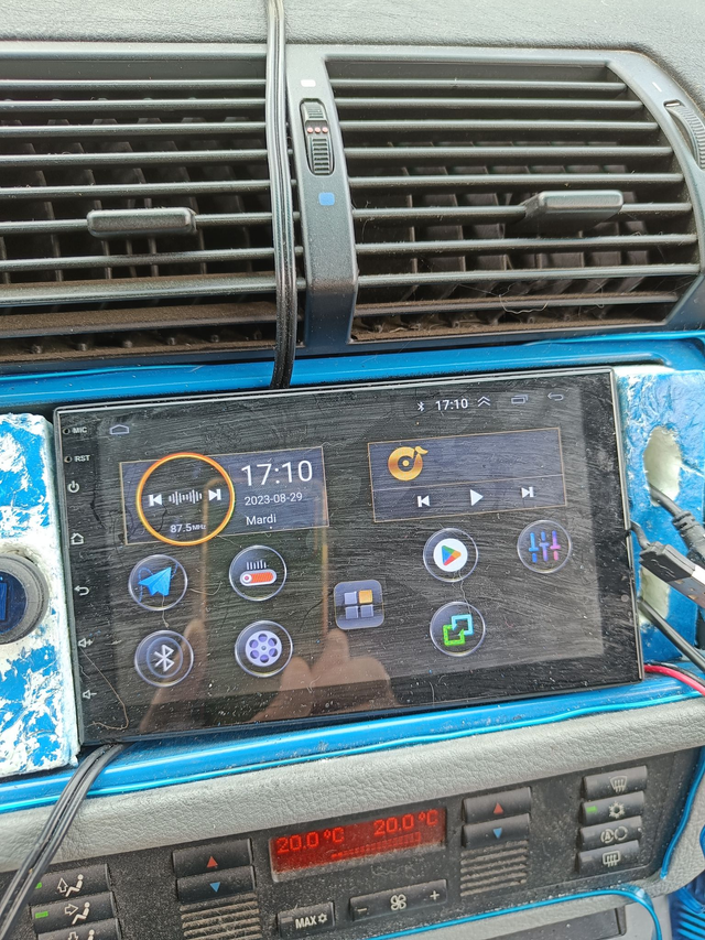 Autoradio tactile 10 pouces 
