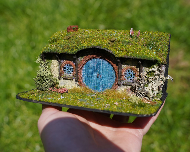 Hobbit Hole Diorama 
