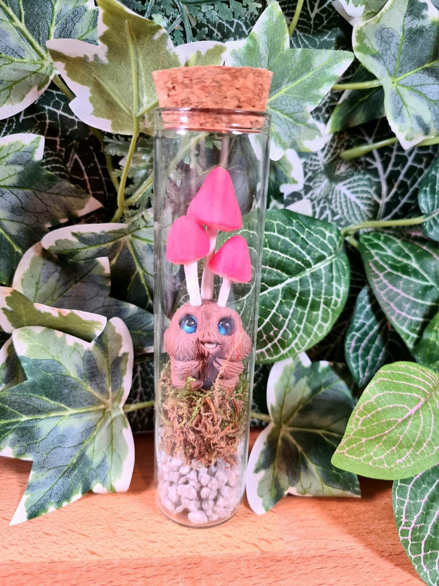 Small Blob mushroom red