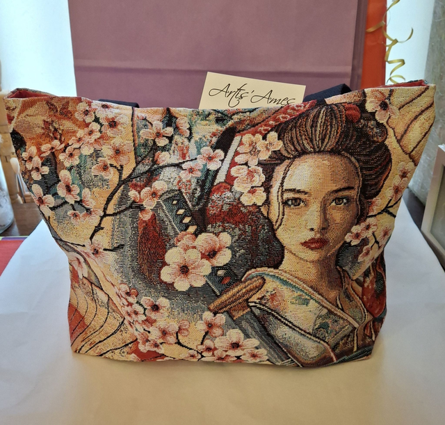 Cabas XXL Femme japonaise