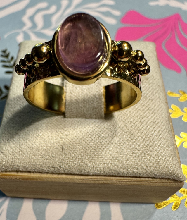 Bague à cabochon 