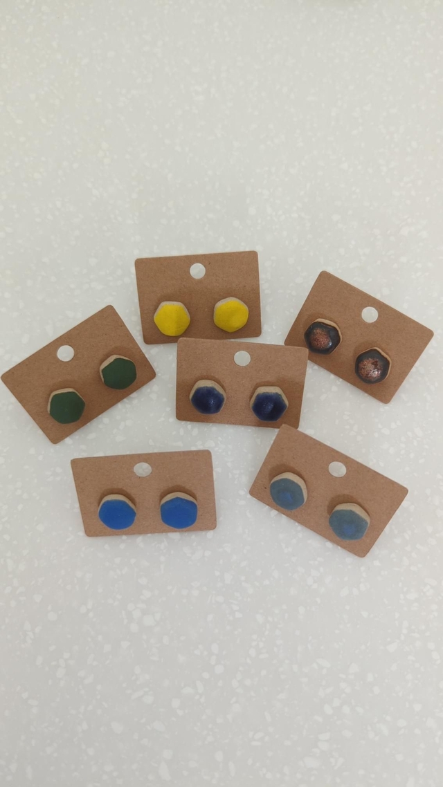 Hexagon earrings ø~1.3cm