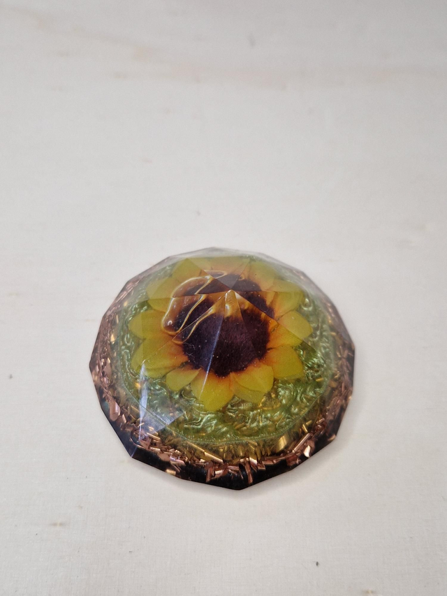 Orgonite, forme / 070