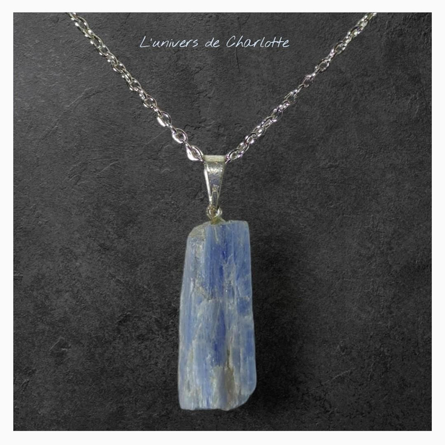 Pendentif &quot;Cyanite&quot; semi brut PN-508