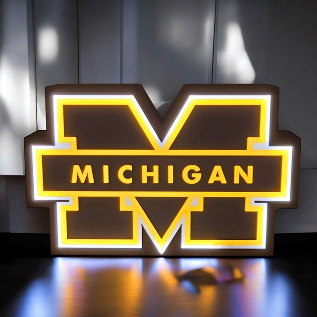 Lampe 3D Michigan University LED - Affiche tes couleurs avec style ! 