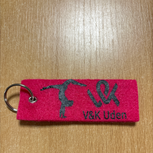 Sleutelhanger Turnen dames roze zwarte opdruk