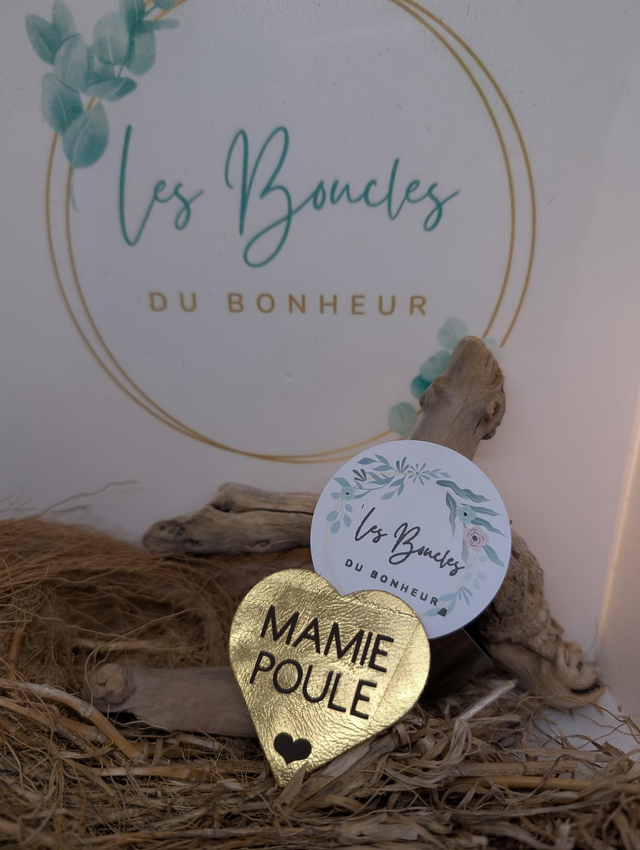 Broche personnalisée Mamie poule (dorée) br045