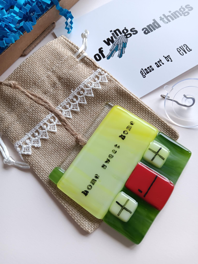 Fused glass Thatched Cottage - 'home sweet home'