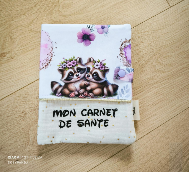 Protège carnet de santé raton-laveur 🦝