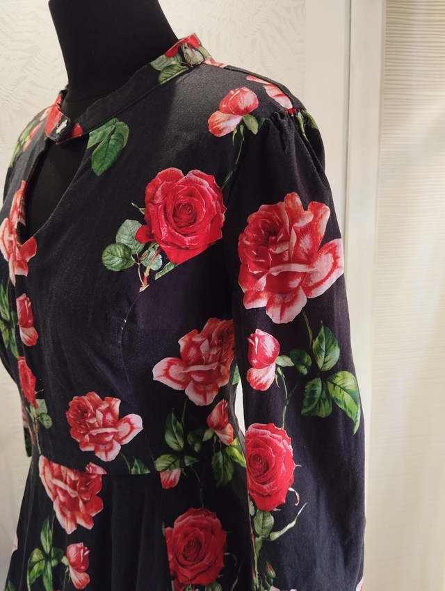 Robe Hearts Roses Black Red Roses T42/44