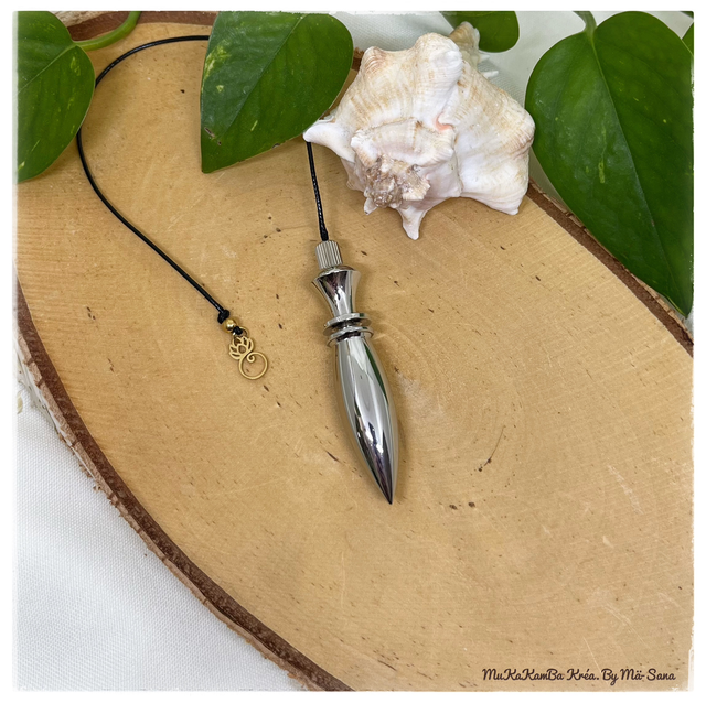 Pendule témoin en laiton – pendentif lotus doré