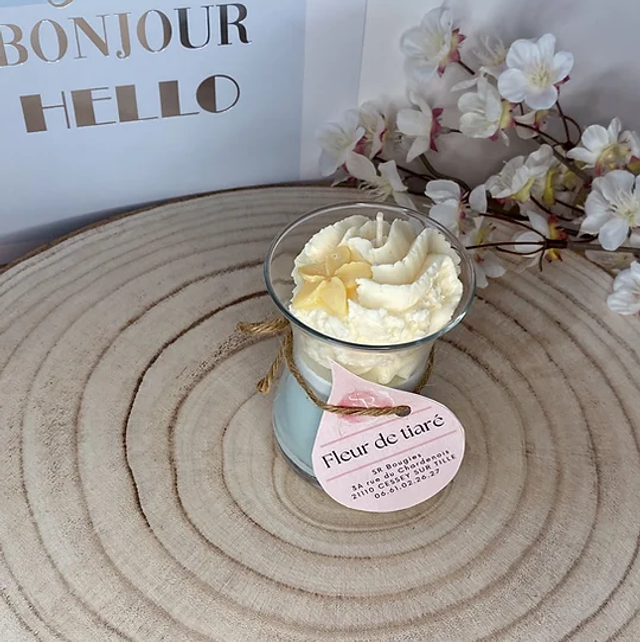 Bougie gourmande « Fleur de tiaré » 