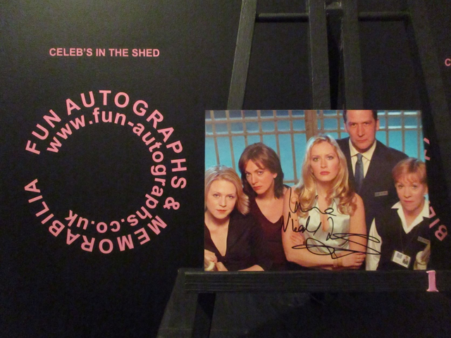 Nicole Faraday Authentic Autographed 7x5 Photograph (D1)