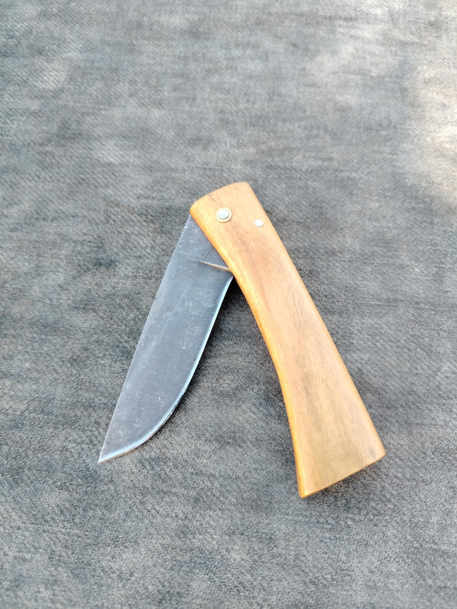 2 clous classique Molave stone n°27