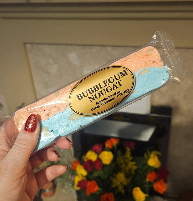 Bubblegum nougat bar