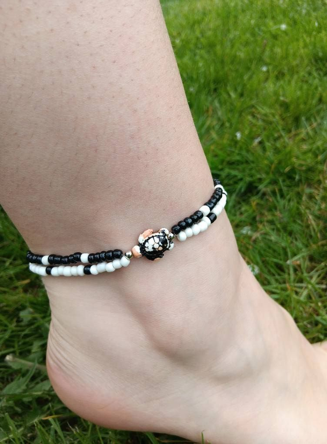 Bracelet de cheville perlé - tortue turquoise