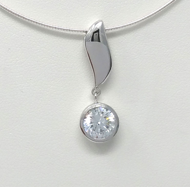 PENDENTIF SOLITAIRE ZIRCONIUM - ARGENT RHODIE - VENDU SANS CHAINE - 5306